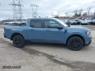 2024 Ford Maverick LARIAT with VIN 3FTTW8S98RRA72051, listed as a IAAI auction lot 41718837 with 8,605 mi miles. Bid and sale history available at carsss.com. Image 14.