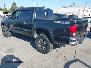 2019 Toyota Tacoma SR z VIN 5TFCZ5AN9KX199814, wystawiony jako IAAI lot #41841821 z przebiegiem 69 276 mil mil oraz . Historia ofert i sprzedaży dostępna na DreamBid. Obrazek 3.