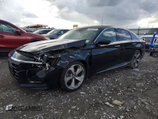 2018 Honda Accord Touring z VIN 1HGCV1F90JA031739, wystawiony jako Copart lot #54848365 z przebiegiem 114 634 mil mil oraz Szkoda całkowita • Salvage title. Historia ofert i sprzedaży dostępna na DreamBid. Obrazek 1.