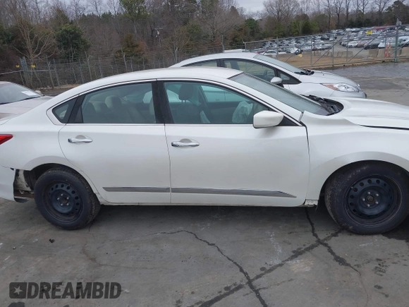 2016 Nissan Altima SV with VIN 1N4AL3AP6GC117556, listed as a IAAI auction lot 41496029 with 199,594 mi miles and . Bid and sale history available at DreamBid. Image 13.