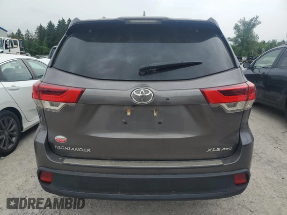 2017 Toyota Highlander XLE with VIN 5TDJZRFH7HS426496, listed as a Copart auction lot 62337475 with 255,962 mi miles and Clean title. Bid and sale history available at DreamBid. Image 6.