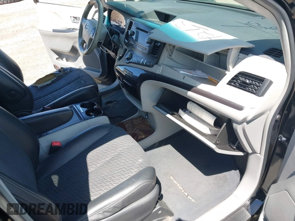 2012 Toyota Sienna SE with VIN 5TDXK3DC7CS262033, listed as a IAAI auction lot 42135817 with 134,546 mi miles and . Bid and sale history available at DreamBid. Image 5.