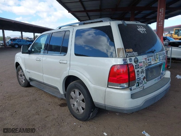 2004 Lincoln Aviator Luxury with VIN 5LMEU68H34ZJ39573, listed as a IAAI auction lot 41743036 with 117,592 mi miles. Bid and sale history available at carsss.com. Image 3.