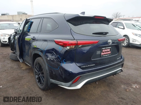 2023 Toyota Highlander L with VIN 5TDKDRBH3PS016835, listed as a IAAI auction lot 41683201 with 20,199 mi miles and . Bid and sale history available at DreamBid. Image 3.
