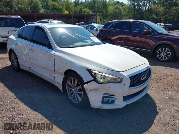 2014 Infiniti Q50 Premium with VIN JN1BV7AR0EM686530, listed as a IAAI auction lot 40381908 with 228,156 mi miles. Bid and sale history available at carsss.com. Image 1.