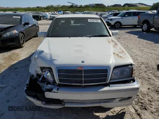 1998 Mercedes-Benz C 230/260/280/320 z VIN WDBHA23G5WA639139, wystawiony jako Copart lot #47407925 z przebiegiem Nie podano mil oraz Szkoda całkowita • Salvage title. Historia ofert i sprzedaży dostępna na DreamBid. Obrazek 5.