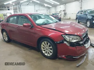 2014 Chrysler 200 Touring с VIN 1C3CCBBB1EN108091, выставлен на аукционе IAAI как лот 42264400 с пробегом 77 875 миль миль и . История ставок и продаж доступна на DreamBid. Изображение 1.