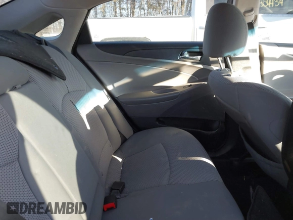 2014 Hyundai Sonata GLS with VIN 5NPEB4AC1EH893404, listed as a IAAI auction lot 41354215 with 125,952 mi miles and . Bid and sale history available at DreamBid. Image 8.