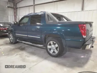 2005 Chevrolet Avalanche Z66 with VIN 3GNEC12Z05G110202, listed as a Copart auction lot 82638824 with 208,621 mi miles and Salvage Title. Bid and sale history available at carsss.com. Image 2.
