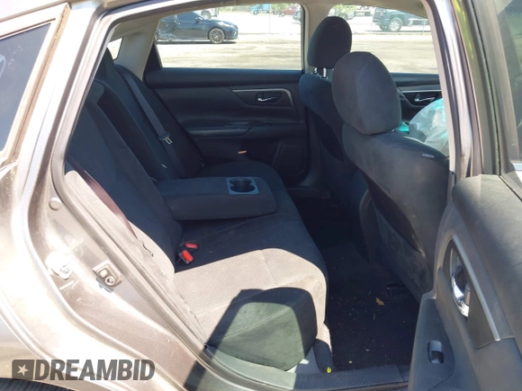 2015 Nissan Altima SV with VIN 1N4AL3AP9FC270351, listed as a IAAI auction lot 42033044 with 165,707 mi miles and . Bid and sale history available at DreamBid. Image 8.