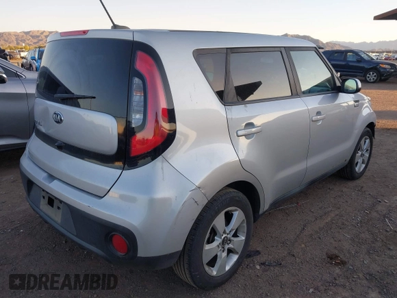 2017 Kia Soul with VIN KNDJN2A24H7474487, listed as a IAAI auction lot 41888815 with 119,105 mi miles. Bid and sale history available at carsss.com. Image 4.