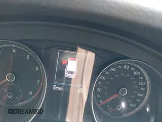 2021 Volkswagen Atlas SE z VIN 1V2KE2CAXMC202664, wystawiony jako IAAI lot #42292276 z przebiegiem 57 760 mil mil oraz . Historia ofert i sprzedaży dostępna na DreamBid. Obrazek 7.