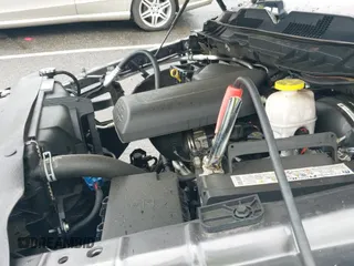 2019 Ram 1500 Tradesman z VIN 1C6RR7KG9KS520387, wystawiony jako IAAI lot #42331062 z przebiegiem 65 958 mil mil oraz . Historia ofert i sprzedaży dostępna na DreamBid. Obrazek 19.