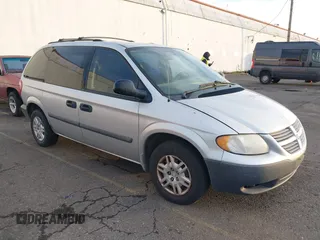 2006 Dodge Caravan SE z VIN 1D4GP25B86B754747, wystawiony jako IAAI lot #41183474 z przebiegiem 135 868 mil mil oraz . Historia ofert i sprzedaży dostępna na DreamBid. Obrazek 1.