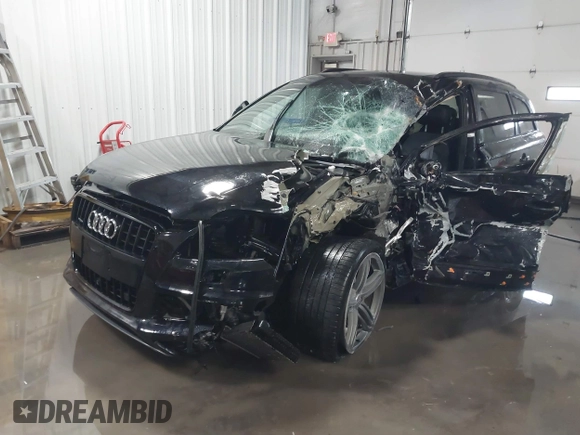 2015 Audi Q7 3.0L TDI Prestige with VIN WA1WMAFE5FD016231, listed as a IAAI auction lot 41221219 with 108,632 mi miles. Bid and sale history available at carsss.com. Image 19.