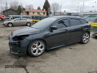 2014 Ford Focus ST with VIN 1FADP3L92EL144301, listed as a Copart auction lot 48432875 with 183,023 mi miles and Salvage Title. Bid and sale history available at carsss.com. Image 1.