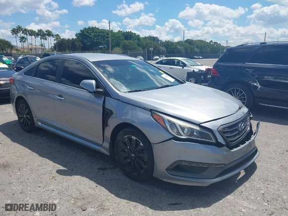 2015 Hyundai Sonata 2.4L Sport with VIN 5NPE34AF8FH060529, listed as a IAAI auction lot 41865415 with 98,546 mi miles. Bid and sale history available at carsss.com. Image 1.