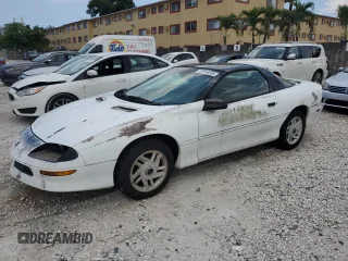 1995 Chevrolet Camaro z VIN 2G1FP22SXS2132757, wystawiony jako Copart lot #57399335 z przebiegiem 80 576 mil mil oraz Czysty tytuł • Clean title. Historia ofert i sprzedaży dostępna na DreamBid. Obrazek 1.