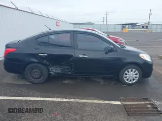 2012 Nissan Versa SV с VIN 3N1CN7AP1CL814932, выставлен на аукционе IAAI как лот 42272722 с пробегом 137 349 миль миль и . История ставок и продаж доступна на DreamBid. Изображение 13.