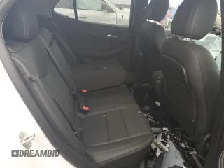 2024 Buick Encore GX Avenir z VIN KL4AMFSL4RB023912, wystawiony jako Copart lot #51159555 z przebiegiem Nie podano mil oraz Szkoda całkowita • Salvage title. Historia ofert i sprzedaży dostępna na DreamBid. Obrazek 11.