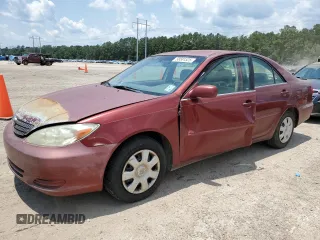 2004 Toyota Camry LE z VIN 4T1BE32K74U283937, wystawiony jako Copart lot #58581525 z przebiegiem 253 255 mil mil oraz Szkoda całkowita • Salvage title. Historia ofert i sprzedaży dostępna na DreamBid. Obrazek 1.