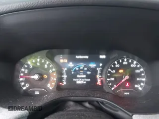 2022 Jeep Compass Latitude with VIN 3C4NJDBB0NT181278, listed as a IAAI auction lot 41502849 with 30,827 mi miles and . Bid and sale history available at DreamBid. Image 7.