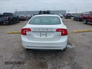 2017 Volvo S60 Inscription with VIN LYV402HK1HB128099, listed as a IAAI auction lot 41331325 with 77,789 mi miles. Bid and sale history available at carsss.com. Image 17.