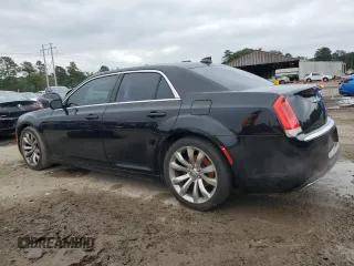 2016 Chrysler 300 Anniversary Edition z VIN 2C3CCAAG1GH343738, wystawiony jako Copart lot #55675155 z przebiegiem 120 382 mil mil oraz Szkody całkowita. Historia ofert i sprzedaży dostępna na DreamBid. Obrazek 2.