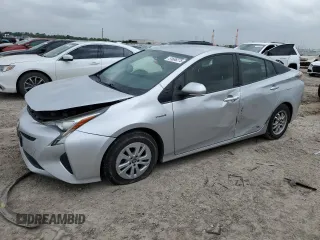 2016 Toyota Prius Two with VIN JTDKBRFUXG3011355, listed as a Copart auction lot 51668275 with 182,140 mi miles and Salvage Title. Bid and sale history available at carsss.com. Image 1.