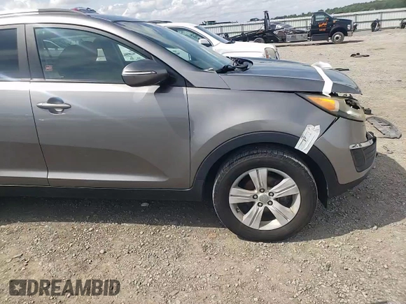 2011 Kia Sportage LX z VIN KNDPB3A2XB7062218, wystawiony jako Copart lot #54433555 z przebiegiem 132 819 mil mil oraz Szkoda całkowita • Salvage title. Historia ofert i sprzedaży dostępna na DreamBid. Obrazek 12.