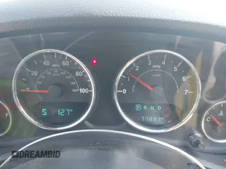 2017 Jeep Wrangler Sport z VIN 1C4AJWAG0HL618140, wystawiony jako IAAI lot #42582104 z przebiegiem 77 883 mil mil oraz . Historia ofert i sprzedaży dostępna na DreamBid. Obrazek 7.