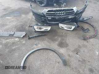 2018 Audi Q3 Premium with VIN WA1BCCFS5JR006653, listed as a IAAI auction lot 41590415 with 65,008 mi miles. Bid and sale history available at carsss.com. Image 12.