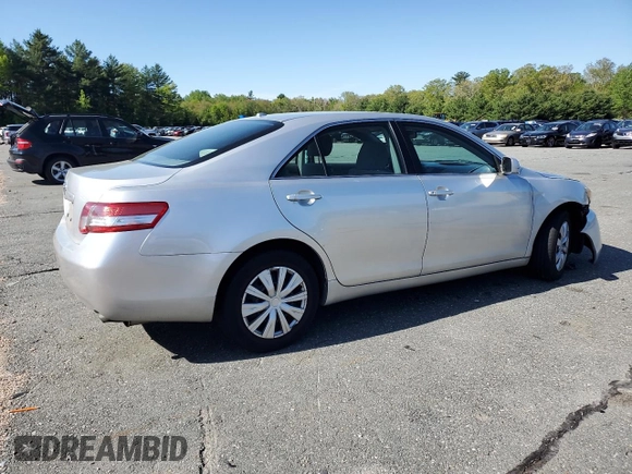 2010 Toyota Camry z VIN 4T1BF3EK8AU042859, wystawiony jako Copart lot #56377355 z przebiegiem 71 660 mil mil oraz Szkoda całkowita • Salvage title. Historia ofert i sprzedaży dostępna na DreamBid. Obrazek 3.