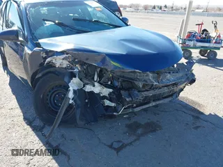 2015 Toyota Camry XLE with VIN 4T4BF1FK3FR505961, listed as a IAAI auction lot 41042038 with Not Provided miles and . Bid and sale history available at carsss.com. Image 6.