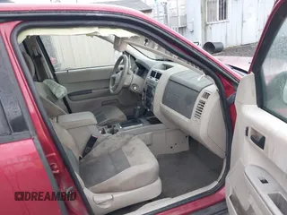2008 Ford Escape XLT с VIN 1FMCU03108KC38240, выставлен на аукционе IAAI как лот 42121319 с пробегом 289 201 миль миль и . История ставок и продаж доступна на DreamBid. Изображение 5.