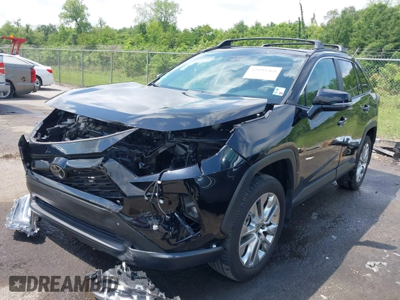 2024 Toyota RAV4 XLE Premium z VIN 2T3C1RFV6RW326346, wystawiony jako IAAI lot #42095364 z przebiegiem 4 610 mil mil oraz . Historia ofert i sprzedaży dostępna na DreamBid. Obrazek 17.