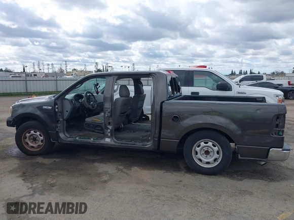 2005 Ford F-150 XLT with VIN 1FTPW12575KB99409, listed as a IAAI auction lot 41711304 with 1 mi miles. Bid and sale history available at carsss.com. Image 13.