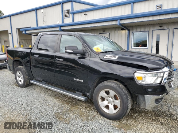 2020 Ram 1500 Big Horn with VIN 1C6RREFG7LN333518, listed as a Copart auction lot 72204024 with 121,193 mi miles and Salvage title. Bid and sale history available at DreamBid. Image 4.