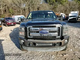 2015 Ford F-350 Lariat with VIN 1FT8W3DT3FEB28770, listed as a Copart auction lot 43983105 with 112,762 mi miles and Salvage title. Bid and sale history available at DreamBid. Image 11.