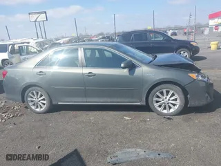 2014 Toyota Camry Hybrid LE with VIN 4T1BD1FK6EU129691, listed as a IAAI auction lot 41796112 with 264,392 mi miles. Bid and sale history available at carsss.com. Image 13.