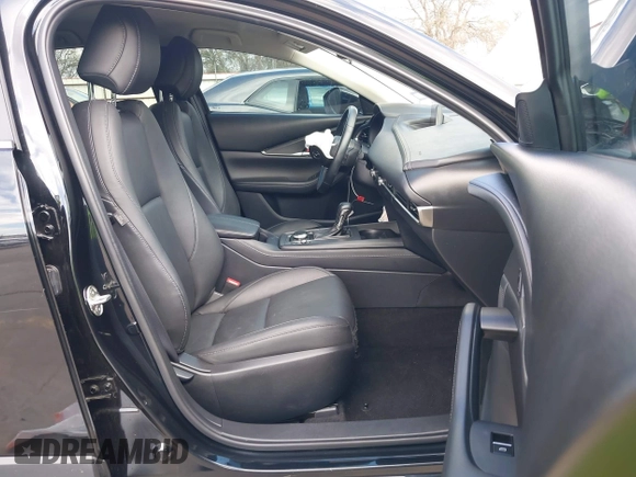 2022 Mazda CX-30 2.5 S Select Package with VIN 3MVDMBBL0NM414780, listed as a IAAI auction lot 41756455 with 29,017 mi miles. Bid and sale history available at carsss.com. Image 5.