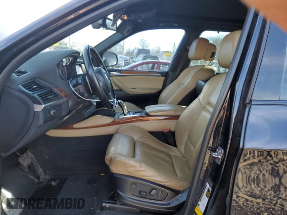 2012 BMW X5 M with VIN 5YMGY0C55CLK27483, listed as a Copart auction lot 85232104 with 116,338 mi miles and Salvage Title. Bid and sale history available at carsss.com. Image 7.