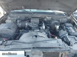 1996 Chevrolet Tahoe with VIN 1GNEK13RXTJ418622, listed as a IAAI auction lot 41879760 with 349,211 mi miles. Bid and sale history available at carsss.com. Image 10.