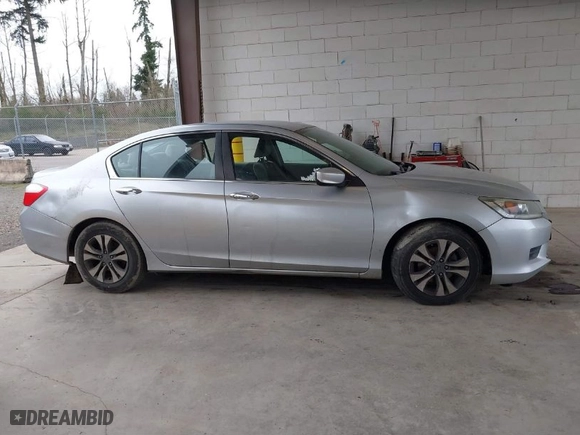 2013 Honda Accord Sdn LX with VIN 1HGCR2F32DA124787, listed as a IAAI auction lot 41902262 with 122,803 mi miles. Bid and sale history available at carsss.com. Image 12.