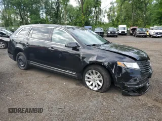 2019 Lincoln MKT with VIN 2LMHJ5NK1KBL04267, listed as a Copart auction lot 60502454 with Not Provided miles and Salvage Title. Bid and sale history available at DreamBid. Image 4.