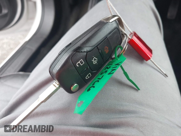 2014 Ford Fusion SE Hybrid с VIN 3FA6P0LUXER125766, выставлен на аукционе IAAI как лот 42178177 с пробегом 284 385 миль миль и . История ставок и продаж доступна на DreamBid. Изображение 11.
