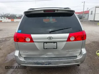 2010 Toyota Sienna XLE with VIN 5TDYK4CC0AS306284, listed as a IAAI auction lot 41736735 with 323,886 mi miles and . Bid and sale history available at carsss.com. Image 16.