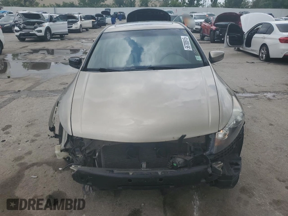 2010 Honda Accord EX-L z VIN 5KBCP3F88AB005880, wystawiony jako Copart lot #56700915 z przebiegiem 133 254 mil mil oraz Szkoda całkowita • Salvage title. Historia ofert i sprzedaży dostępna na DreamBid. Obrazek 5.