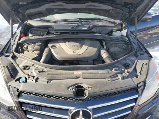 2011 Mercedes-Benz R-Class R 350 with VIN 4JGCB6FE1BA118824, listed as a Copart auction lot 88135355 with 193,712 mi miles and Salvage Title. Bid and sale history available at carsss.com. Image 12.