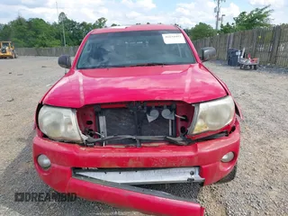 2006 Toyota Tacoma PreRunner z VIN 5TEJU62N26Z220964, wystawiony jako IAAI lot #42234492 z przebiegiem 224 659 mil mil oraz . Historia ofert i sprzedaży dostępna na DreamBid. Obrazek 12.